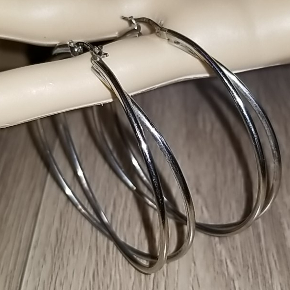 <ITALY MILOR> Criss-Crossed Stainless Steel Hoops